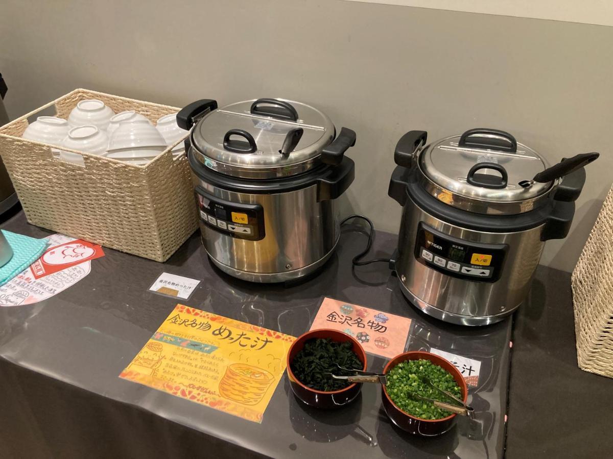 Chisun Budget Kanazawa Ekimae Bagian luar foto
