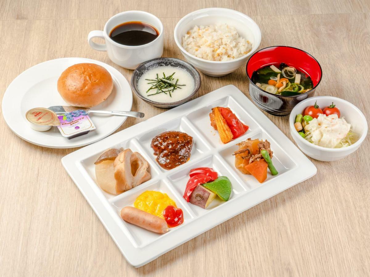 Chisun Budget Kanazawa Ekimae Bagian luar foto
