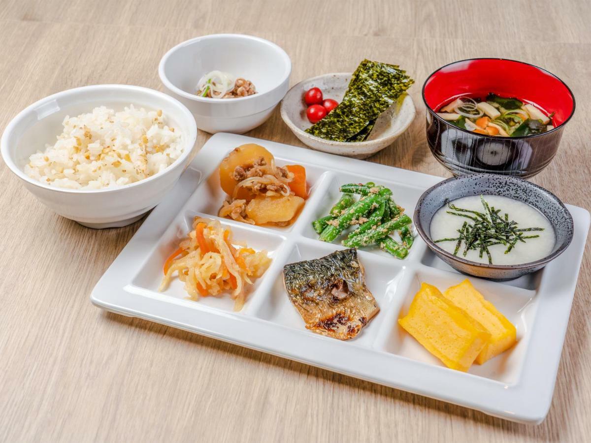 Chisun Budget Kanazawa Ekimae Bagian luar foto
